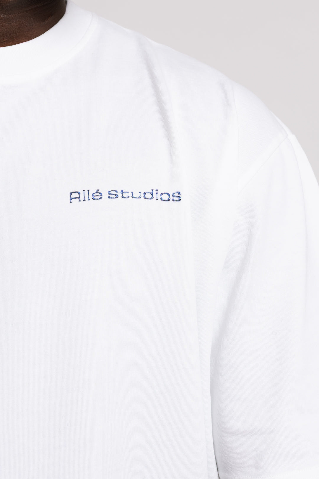 THE BASIC SHIRT "WHITE/BLUE"